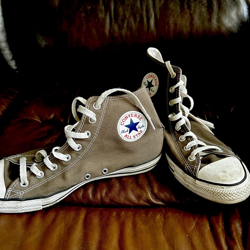 Men’s Hightop Converse. Size 10